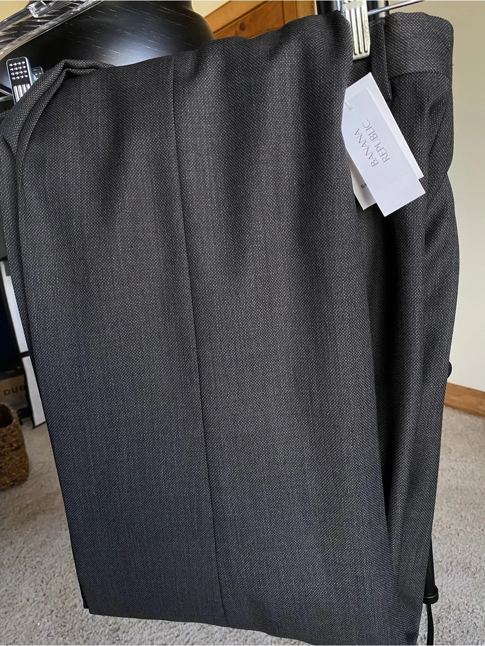 Banana Republic Charcoal Gray Men’s Suit Jacket and Pants